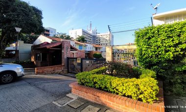 casa en arriendo en ciudad jardín. Cod A17472
