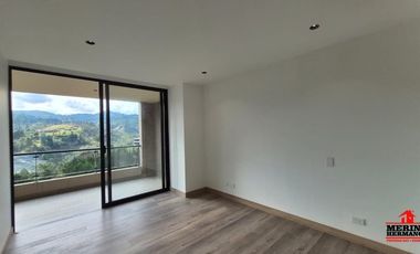 casa en arriendo/venta en aeropuerto. Cod V6486