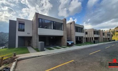 casa en arriendo/venta en aeropuerto. Cod V6486