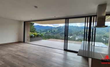 casa en arriendo/venta en aeropuerto. Cod V6486