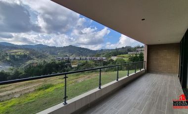 casa en arriendo/venta en aeropuerto. Cod V6486