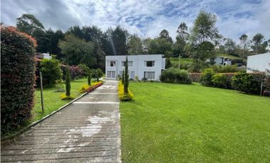 Casa finca  en venta en Guarne Antioquia vereda La Clarita
