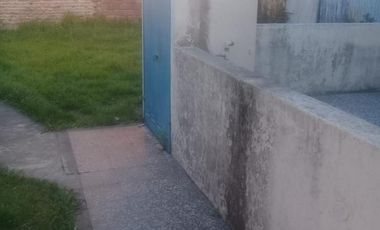 Casa tres ambientes con espacio guarda coche (valor publicado a modo figurativo NO INFORMATIVO CONSULTE)