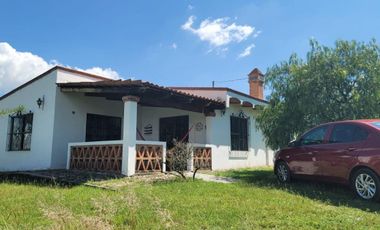 Casa de Campo en VENTA con 1253 m2 de terreno a 30 min del centro de Guanajuato