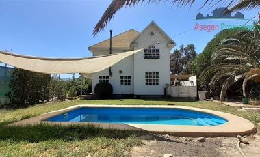 Casa en venta de 4 dorm. en Copiapó