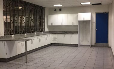 Renta Amplia Oficina de 800m2 en Colonia Alce Blanco Naucalpan