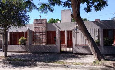 CASA EN UNA PLANTA 3 DORMITORIOS EN ALTO VERDE