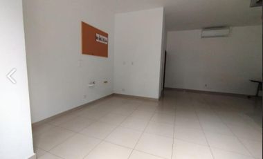 local en arriendo en antonia santos. Cod A97499