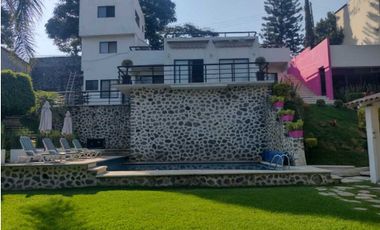 Casa con vista panorámica en Cuernavaca#