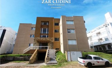 VENTA PINAMAR DEPARTAMENTO 3 AMBIENTES CON COCHERA CUBIERTA Y PISCINA