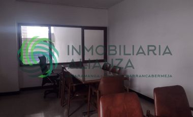 local en arriendo en garcia rovira. Cod A14136