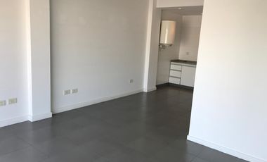 Oficina en alquiler, San Justo centro.