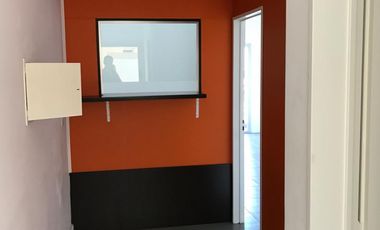 Oficina en alquiler, San Justo centro.