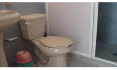Se vende casa en colonia Peralvillo, CDMX. 15 habitaciones.