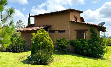 Cabaña en Venta Tapalpa Country Club, Jalisco con Campo de Golf