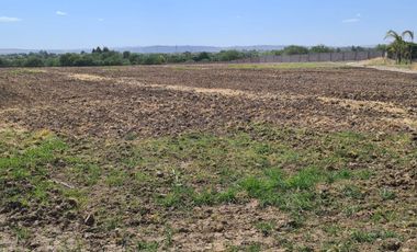 Venta Precioso Rancho en Aguascalientes al Pie de Carretera muy Completo