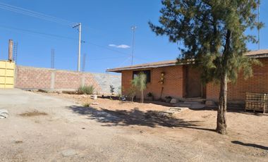 Venta Precioso Rancho en Aguascalientes al Pie de Carretera muy Completo