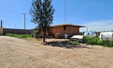 Venta Precioso Rancho en Aguascalientes al Pie de Carretera muy Completo