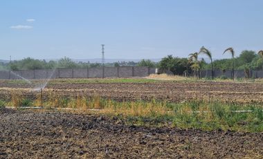 Venta Precioso Rancho en Aguascalientes al Pie de Carretera muy Completo