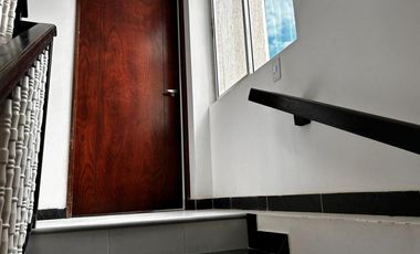casa en venta en la mesa. Cod V2866069