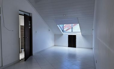 casa en venta en la mesa. Cod V2866069