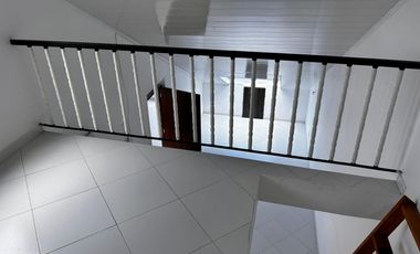 casa en venta en la mesa. Cod V2866069