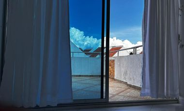 casa en venta en la mesa. Cod V2866069