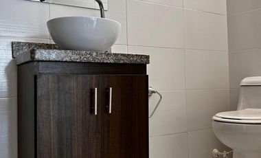 casa en venta en la mesa. Cod V2866069