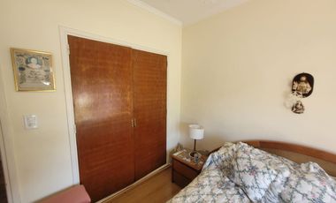 CASA EN PARQUE LURO 3 AMBIENTES CON DEPENDENCIA y 2 BAÑOS