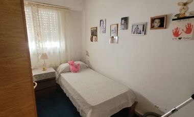 CASA EN PARQUE LURO 3 AMBIENTES CON DEPENDENCIA y 2 BAÑOS