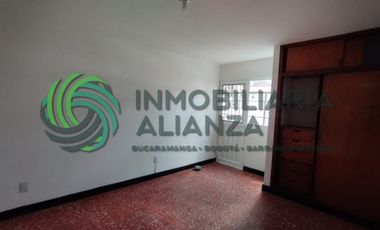 apartamento en arriendo en Álvarez. Cod A17352