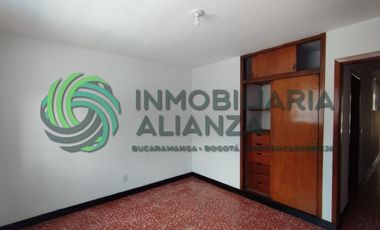 apartamento en arriendo en Álvarez. Cod A17352