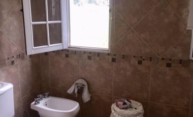 GRAN OPORTUNIDAD IMPORTANTE CHALET DE 5 AMB