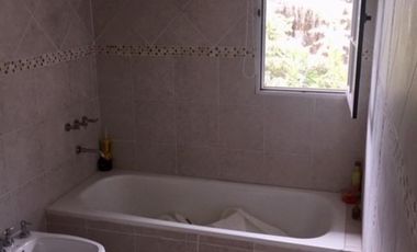 GRAN OPORTUNIDAD IMPORTANTE CHALET DE 5 AMB