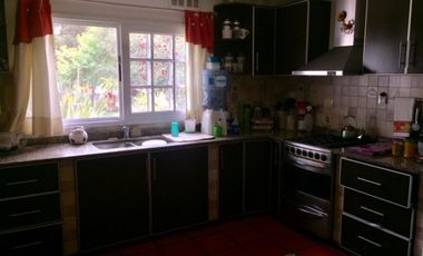 GRAN OPORTUNIDAD IMPORTANTE CHALET DE 5 AMB