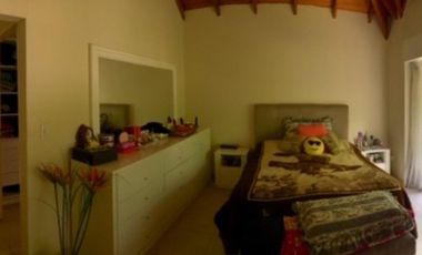 GRAN OPORTUNIDAD IMPORTANTE CHALET DE 5 AMB