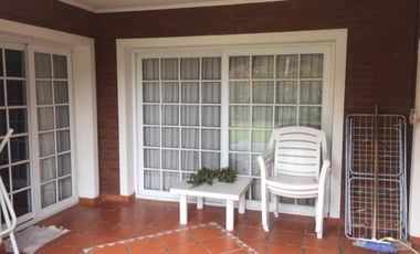 GRAN OPORTUNIDAD IMPORTANTE CHALET DE 5 AMB