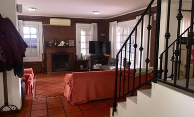 GRAN OPORTUNIDAD IMPORTANTE CHALET DE 5 AMB