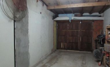 Casa con local en Las Toninas, ideal para comenzar una nueva vida