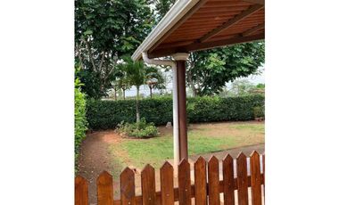 ALQUILER CASA BRISAS DEL GOLF