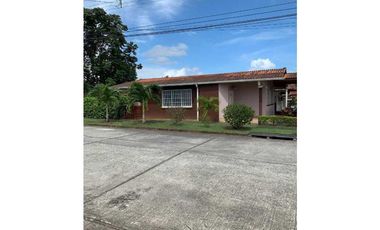 ALQUILER CASA BRISAS DEL GOLF