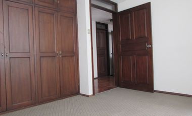 JIPIJAPA. CASA PRINCIPAL Y OTRA POSTERIOR.EN VENTA.