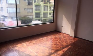 JIPIJAPA. CASA PRINCIPAL Y OTRA POSTERIOR.EN VENTA.