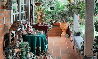 Casa campestre en venta via barcelona quindio