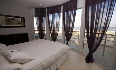 CASA CARILO FRENTE AL MAR  ENERO 2023