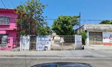 TERRENO CON PIE DE CASA, ZONA CENTRO. CARMEN, CAMPECHE.