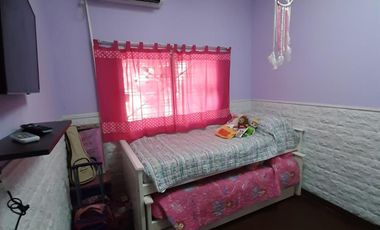 Excelente casa de 3 ambientes con pileta