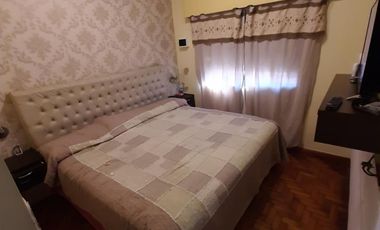 Excelente casa de 3 ambientes con pileta