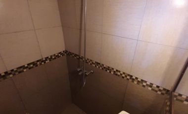Excelente casa de 3 ambientes con pileta
