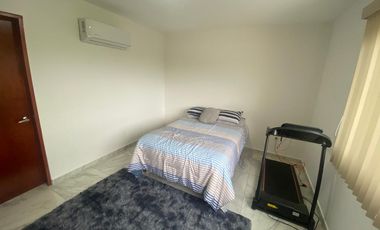 CASA EN VENTA JUNTO A CASA CLUB CON  ALBERCA EN EL FRACC.LAS HIGUERAS